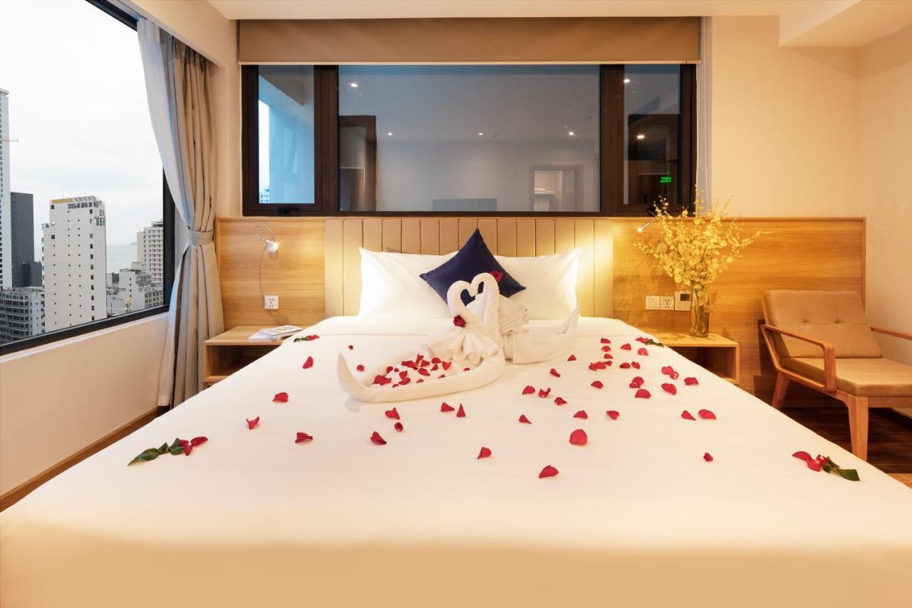 เวนตานา ญาจาง โฮเต็ล Hotel ภายนอก รูปภาพ
