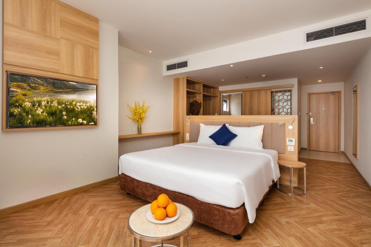 เวนตานา ญาจาง โฮเต็ล Hotel ภายนอก รูปภาพ