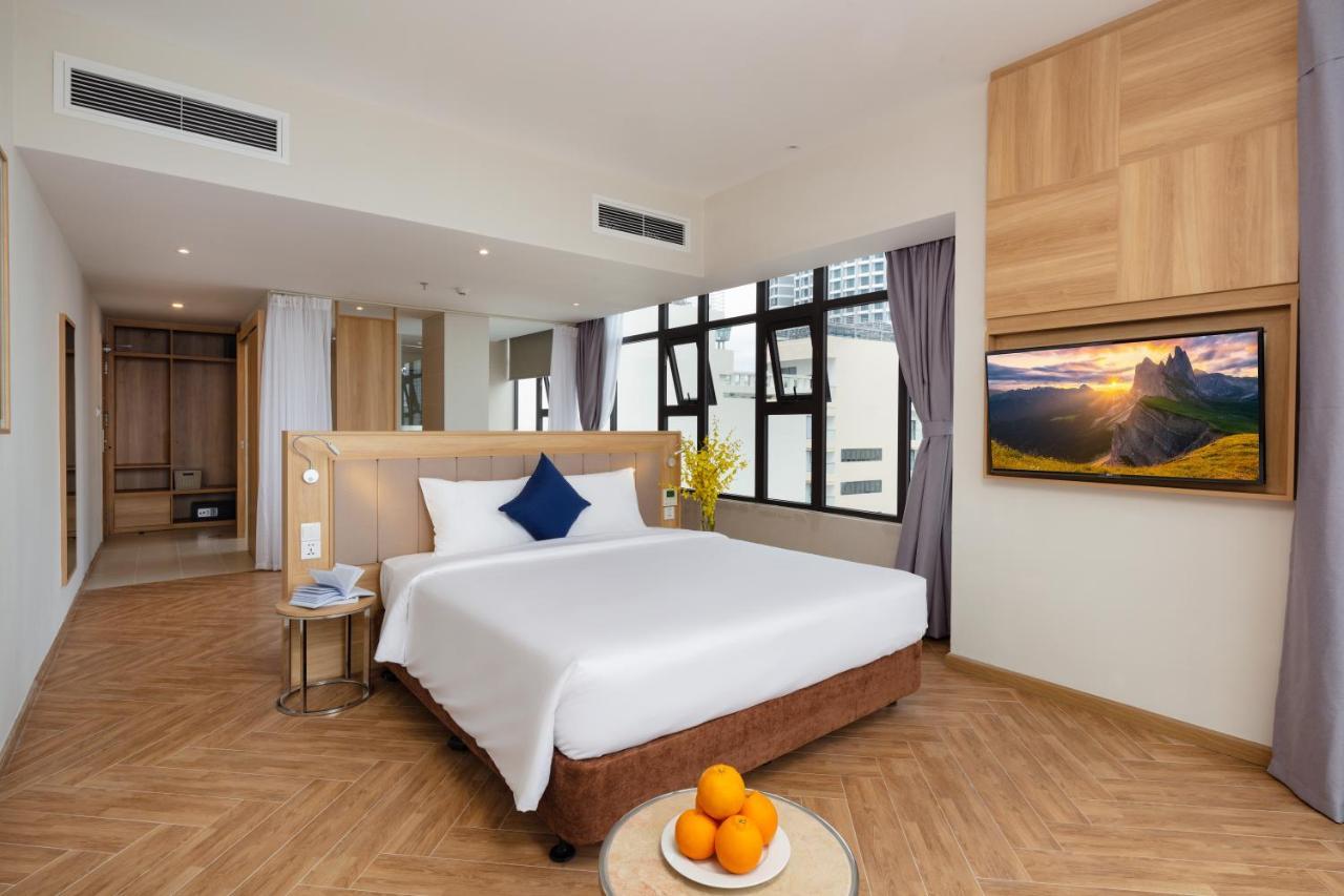 เวนตานา ญาจาง โฮเต็ล Hotel ภายนอก รูปภาพ