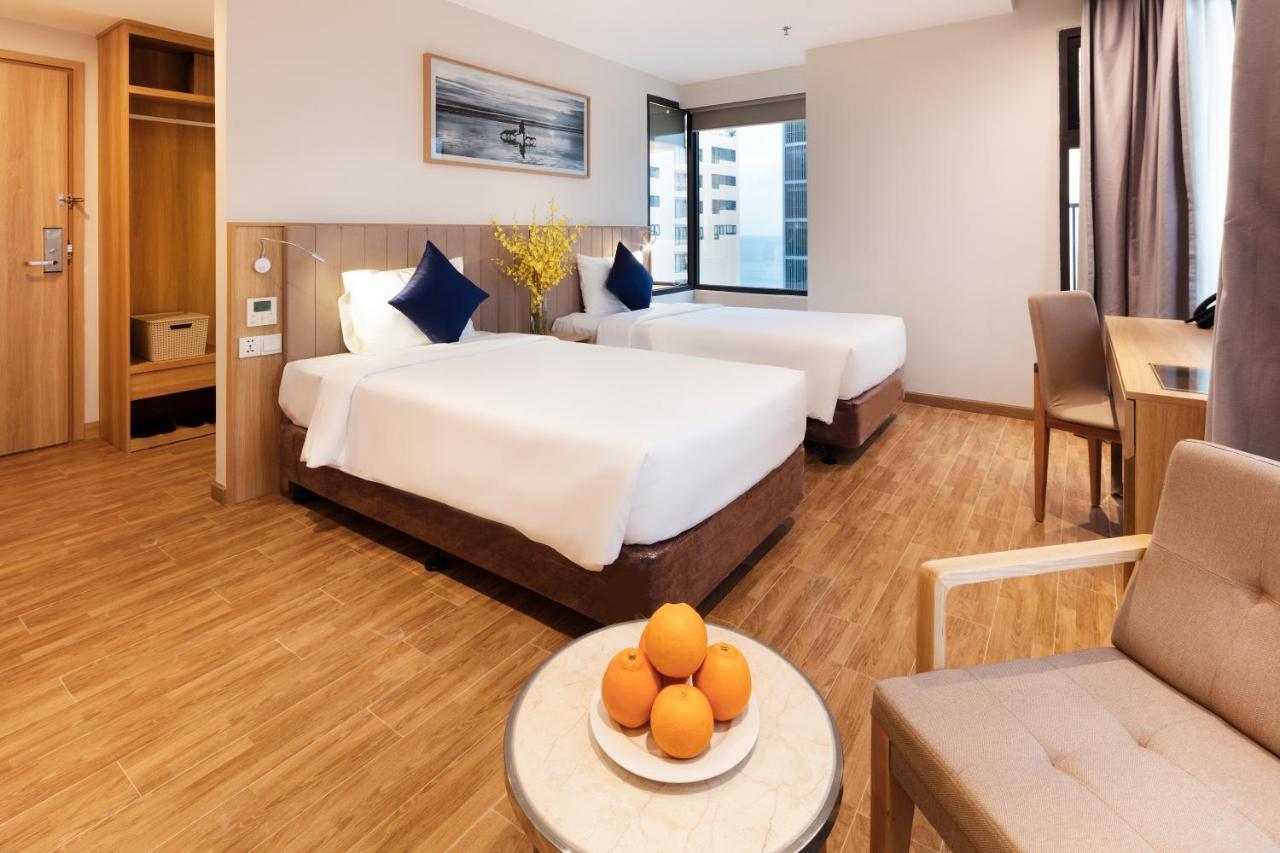 เวนตานา ญาจาง โฮเต็ล Hotel ภายนอก รูปภาพ